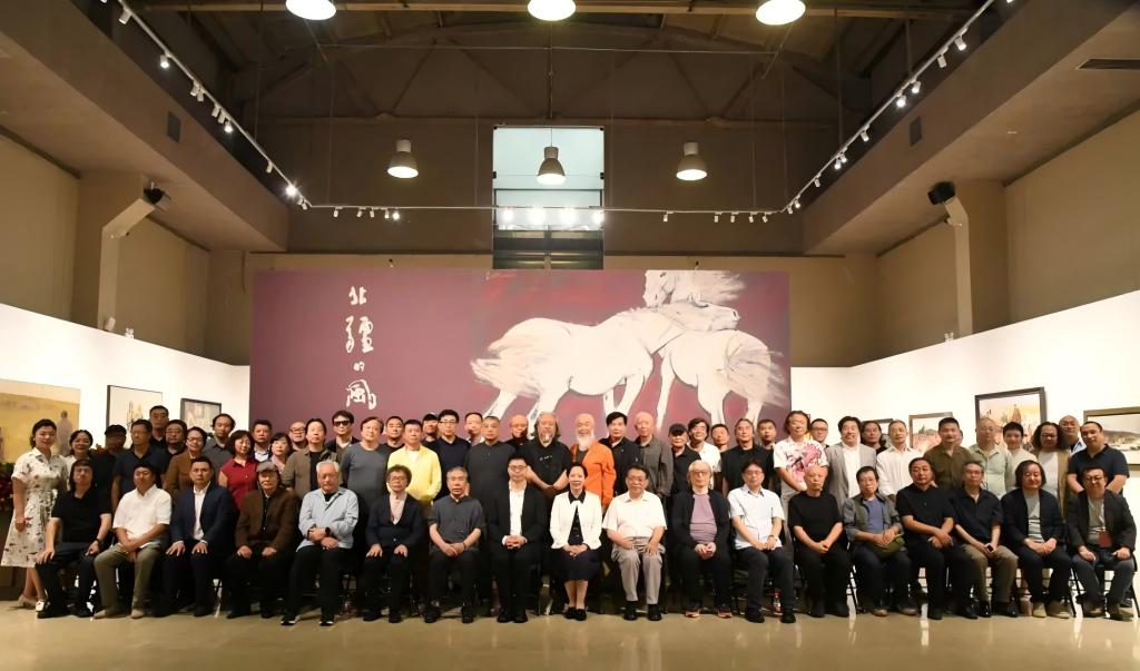 “‘北疆的风’——澳门电子pg游戏官网教师油画、雕塑作品展”在京开展